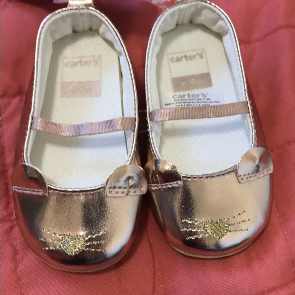 CARTERS || baby Mary Janes